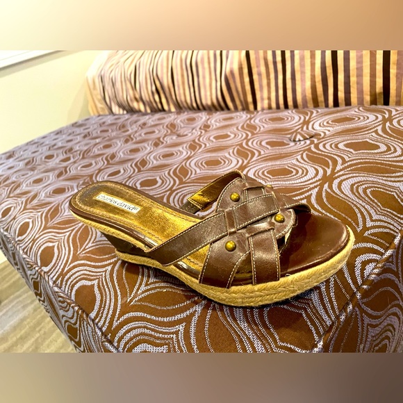 Cute wedge sandals - Picture 2 of 5